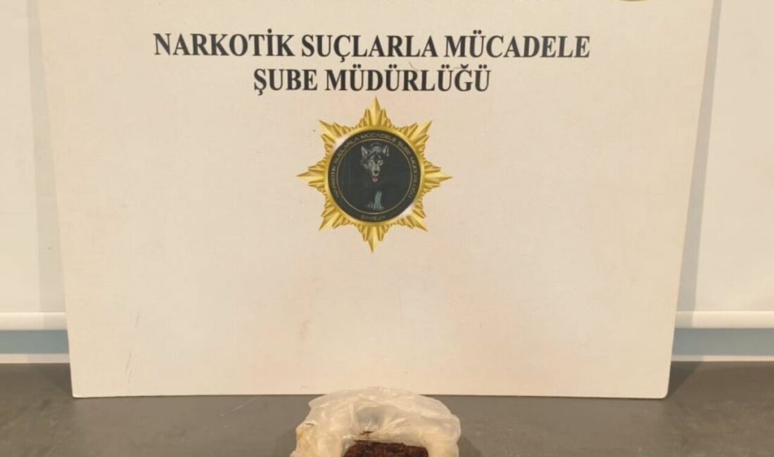 Samsun’da polis ekipleri, uyuşturucu operasyonları kapsamında 4 ilçede binlerce sentetik