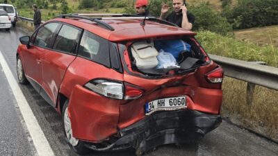 Samsun’un Kavak ilçesinde meydana gelen trafik kazasında 4 kişi yaralandı.