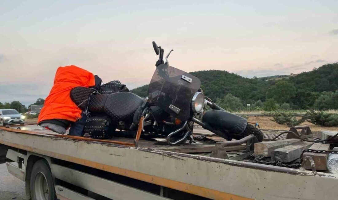Samsun’un Kavak ilçesinde meydana gelen bir trafik kazasında, yola aniden