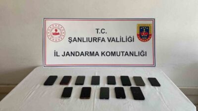 Şanlıurfa’da, sürücü belgesi almak isteyen kişilerin yerine sınava giren ve
