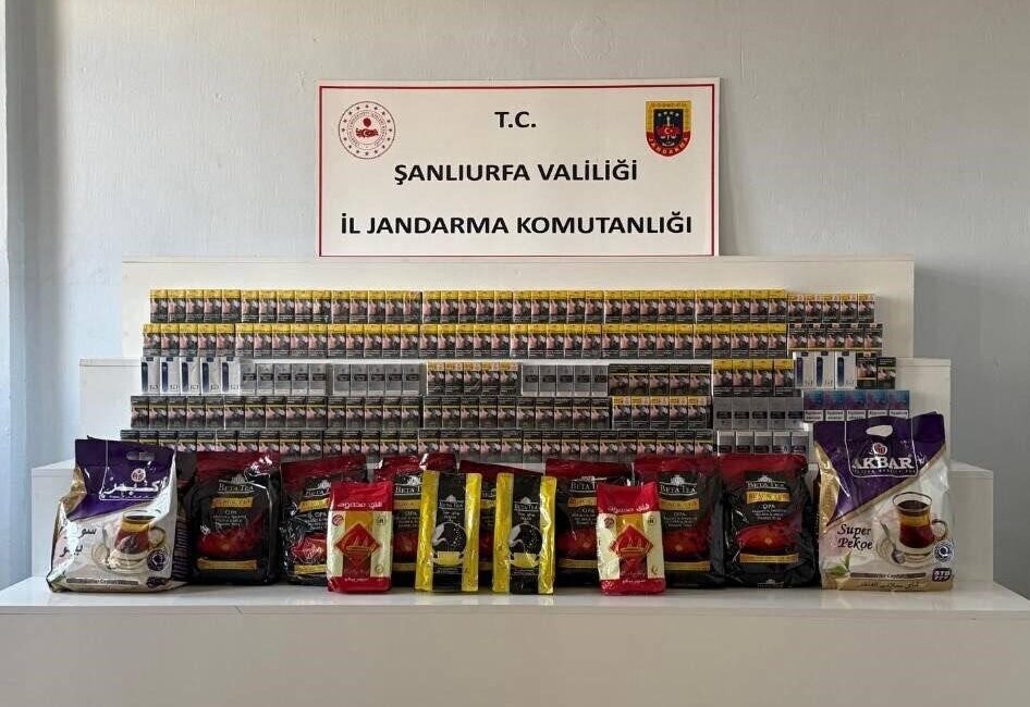 Jandarma ekiplerince gerçekleştirilen yol kontrollerinde, Şanlıurfa’nın Viranşehir ilçesinde gümrük kaçağı