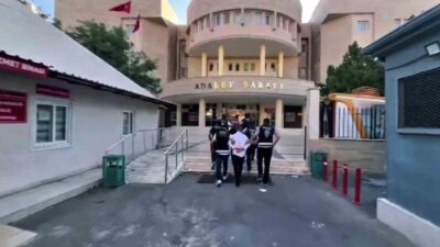 Şanlıurfa’da, kendilerini kamu görevlisi olarak tanıtarak vatandaşları dolandırmaktan şüphelenilen 3
