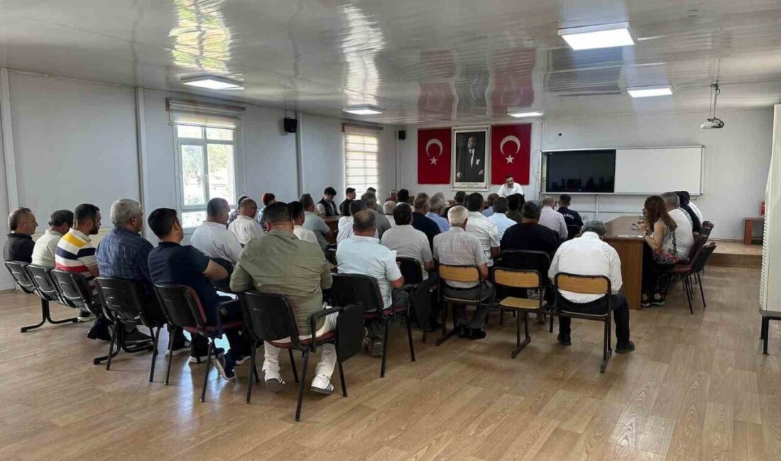 Sarıgöl ilçesi Kaymakamı Halil Dalak’ın başkanlığını yaptığı muhtarlar toplantısında, orman