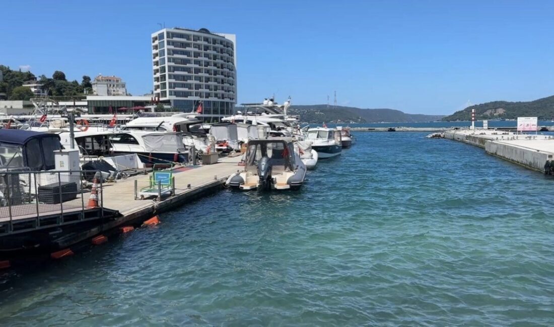Sarıyer sahilinde suya giren 16 yaşındaki bir genç, beklenmedik bir