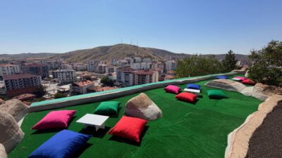 Şefaatli Belediyesi, ilçenin simge mekanlarından biri olan Kale Park Sosyal