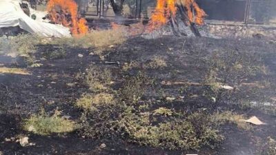 Siirt’in Kurtalan ilçesinde bir evin bahçesinde meydana gelen yangın, itfaiye