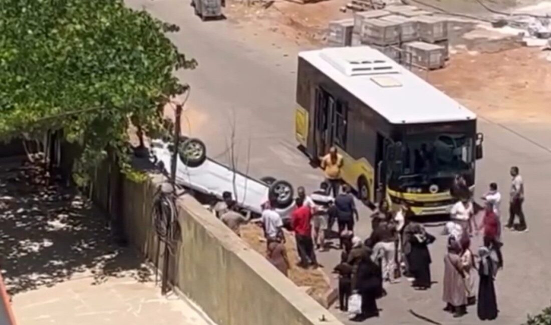 Siirt’te meydana gelen trafik kazasında, Afetevler Mahallesi’nde belediye otobüsü ile