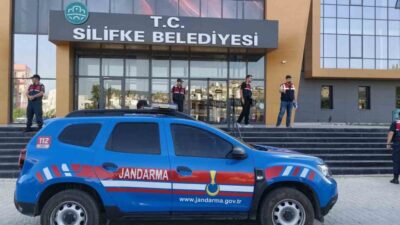 Silifke Belediyesi’ne yönelik yürütülen soruşturma kapsamında tutuklanan Silifke Belediye Meclis
