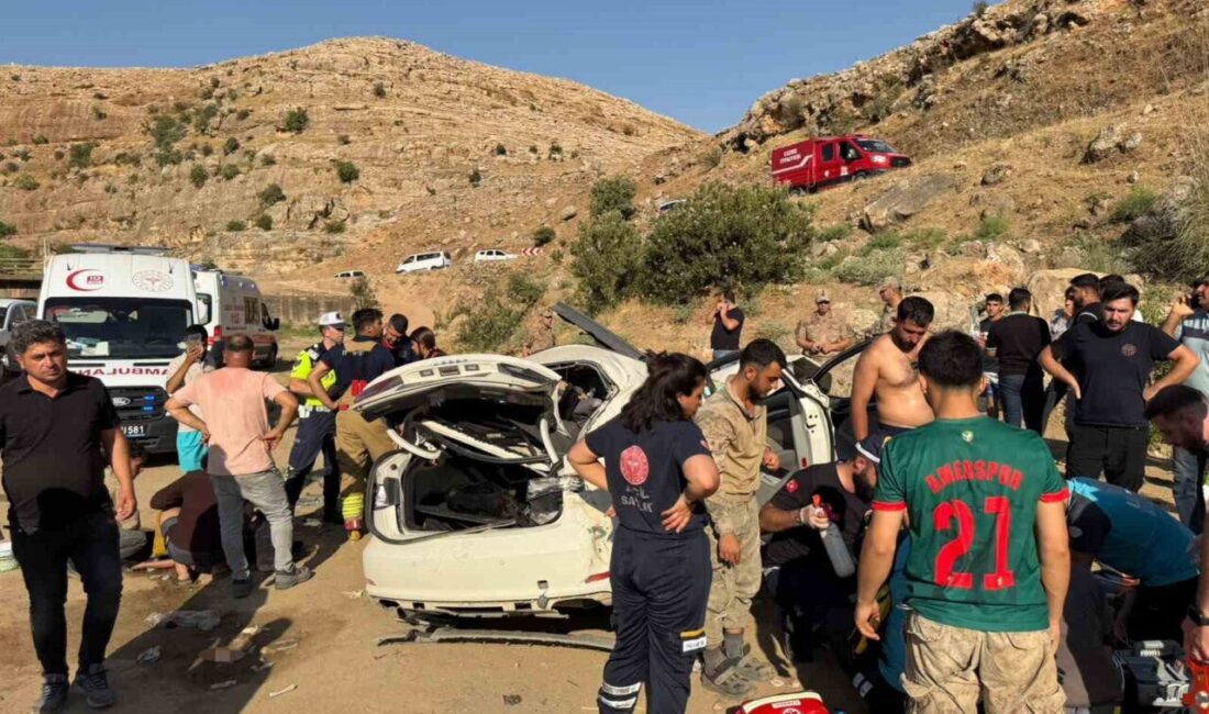 Şırnak’ın Güçlükonak ilçesinde otomobilin şarampole yuvarlanması sonucu meydana gelen kazada