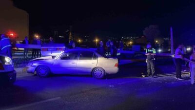 Sivas’ta meydana gelen trafik kazasında iki aracın çarpışması sonucu takla