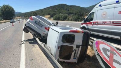 Bilecik’te meydana gelen trafik kazasında, aynı yönde seyir halindeki iki