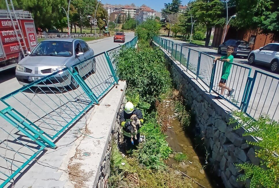 Eskişehir Sivrihisar ilçesinde, Hızırbey Mahallesi’nde bulunan Nasrettin Hoca Parkı’ndaki su