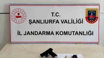 Suruç ilçesinde jandarma ekipleri tarafından durdurulan 2 şüphelinin üzerinde uyuşturucu
