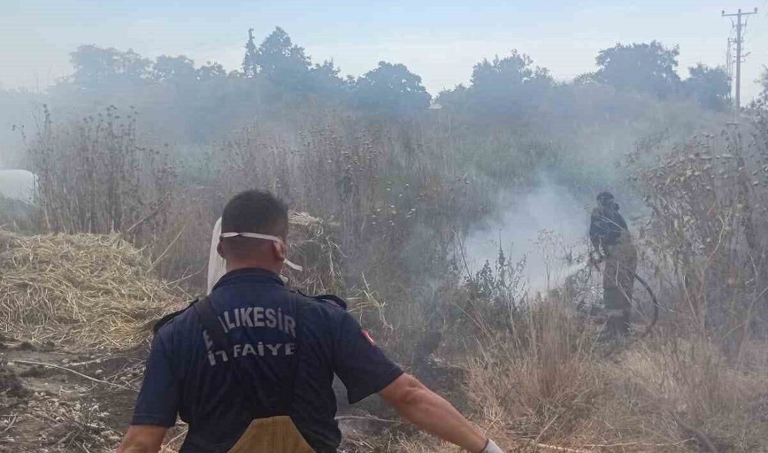 Balıkesir’in Susurluk ilçesinde Beyköy Mahallesi’nde meydana gelen saman yangını, itfaiye