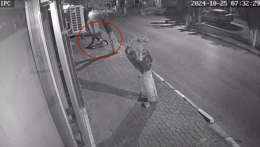 İzmir’in Kemalpaşa ilçesinde yaşanan olayda, genç kızı defalarca bıçaklayıp cep