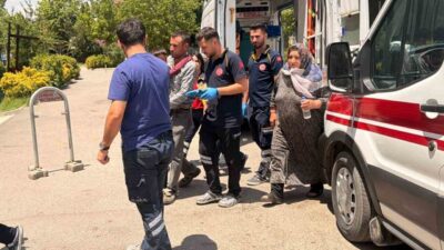 Kahta ilçesinde meydana gelen trafik kazasında otomobilin takla atması sonucu