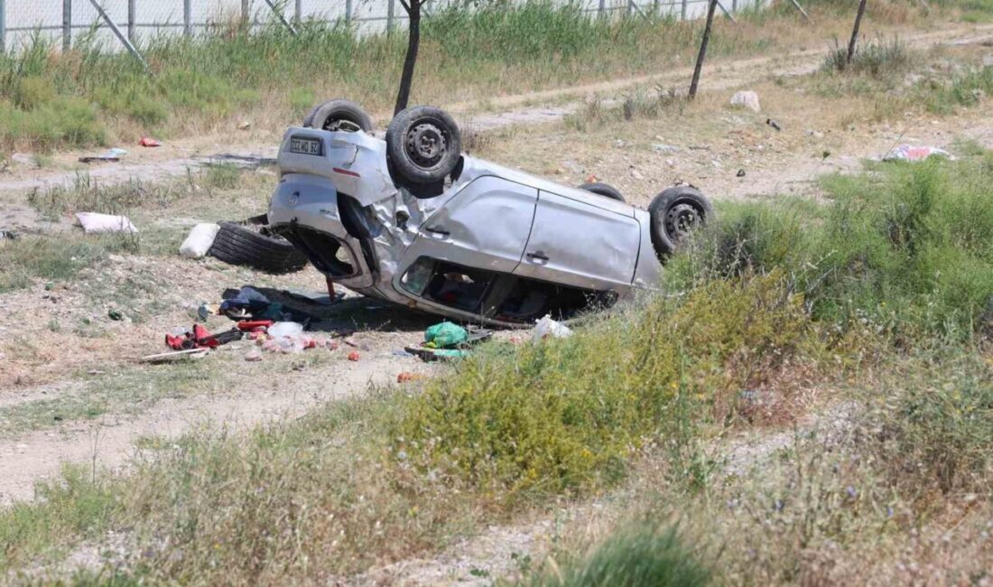 Konya’da meydana gelen trafik kazasında, seyir halindeki bir aracın şarampole