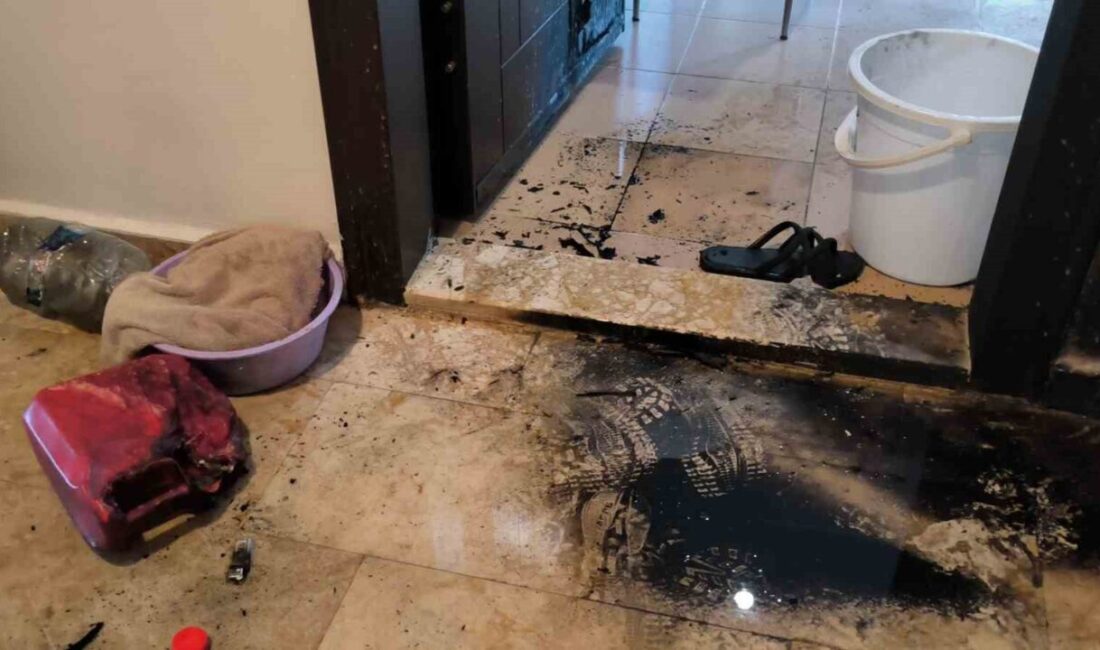 Antalya’da bir şahıs eski kız arkadaşıyla yaşadığı tartışmanın ardından kapısına
