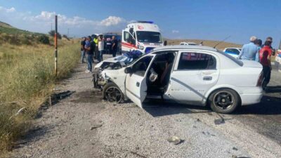 Tatvan ilçesinde meydana gelen trafik kazasında 6 kişi yaralandı. Olay,