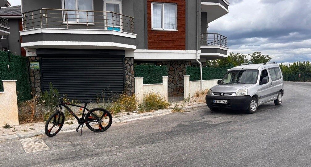 Tavşanlı ilçesinde meydana gelen trafik kazasında bir çocuk yaralandı. Kaza,