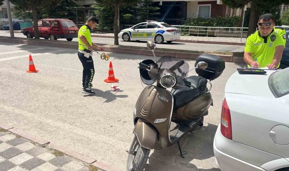 Tavşanlı ilçesinde meydana gelen bir trafik kazasında motosiklet sürücüsü yaralandı.