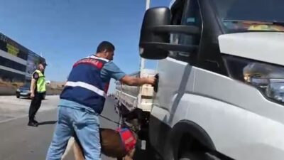 Tekirdağ’ın Ergene ilçesinde Jandarma ekipleri tarafından yürütülen “Dar Sokaklar Huzur