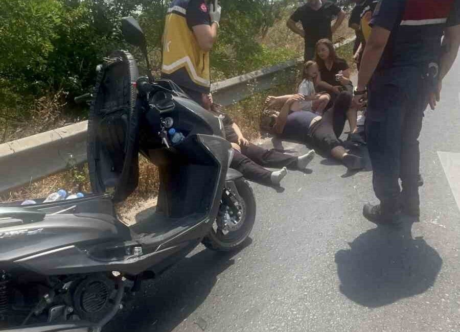 Tekirdağ’da dün meydana gelen bir motosiklet kazasında, 1’i çocuk 3