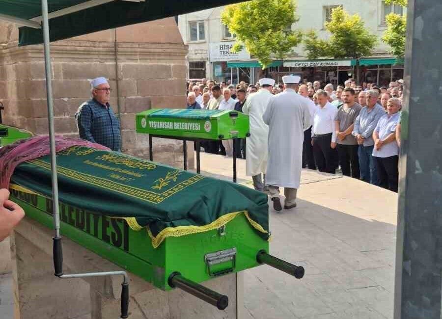 Çarşamba ilçesinde teknenin alabora olması sonucu hayatını kaybeden 3 kişiden