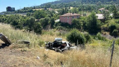 Bolu’da, TEM Otoyolu’nda meydana gelen trafik kazasında bir kişi hayatını