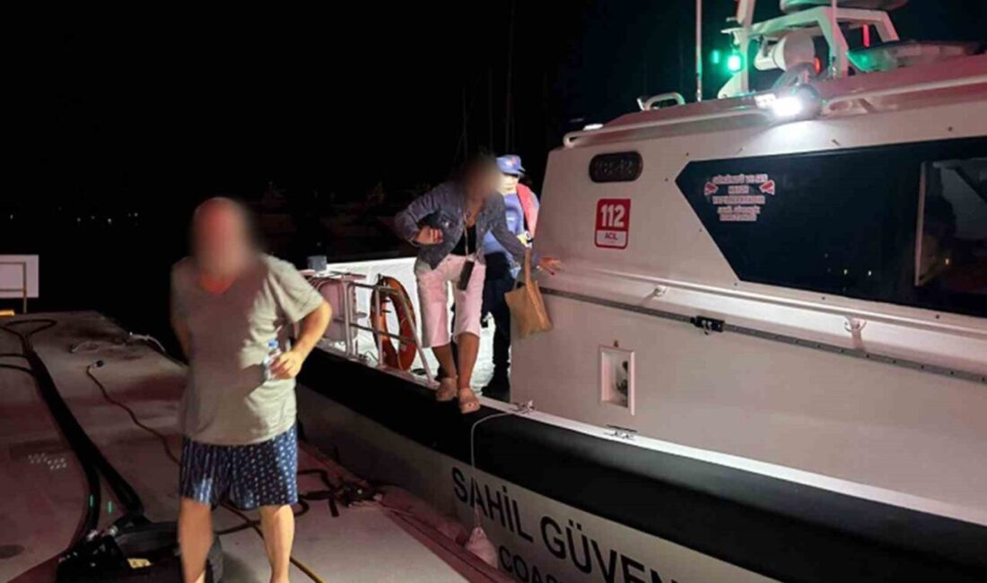 Marmaris ilçesi açıklarında seyreden bir ticari teknedeki bir vatandaşın rahatsızlanması