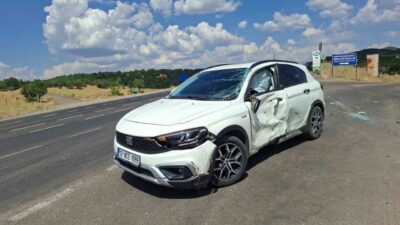 Bir trafik kazası, Bingöl-Muş karayolu Sarıçiçek köyü Kantar Konutları mevkiinde