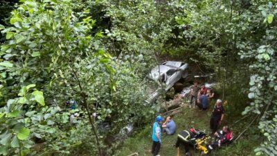 Trabzon’un Sürmene ilçesinde meydana gelen trafik kazasında şu ana kadar