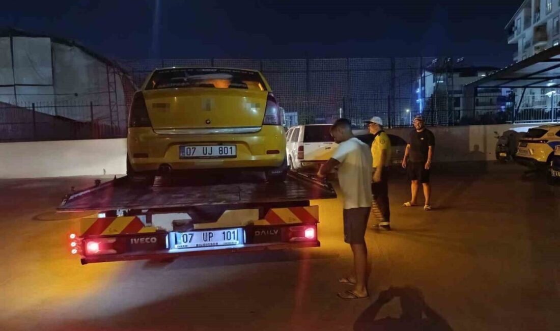 Antalya’nın Gazipaşa ilçesinde meydana gelen trafik kavgası, cep telefonu kamerasıyla