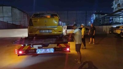 Antalya’nın Gazipaşa ilçesinde meydana gelen trafik kavgası, cep telefonu kamerasıyla
