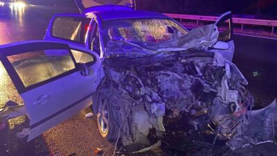 Aydın-İzmir otoyolunda meydana gelen trafik kazasında bir kişi hayatını kaybetti.