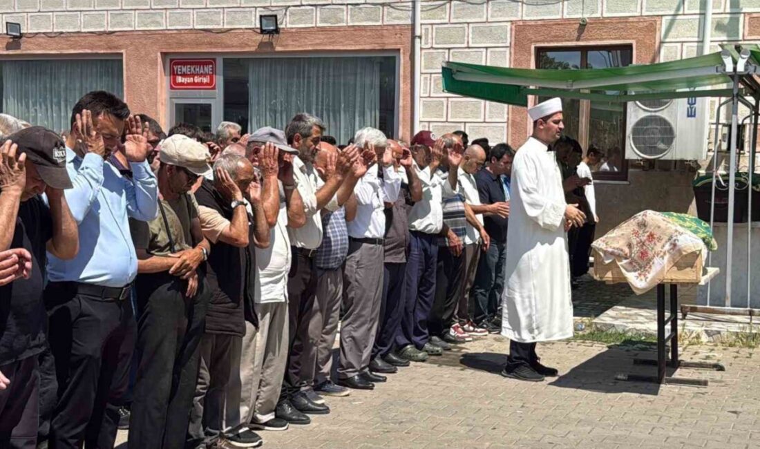 Safranbolu ilçesinde meydana gelen trafik kazasında hayatını kaybeden ve gözyaşları