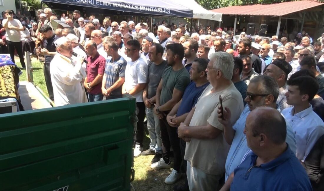 Bafra, Samsun’da meydana gelen ve park halindeki bir tıra çarpan