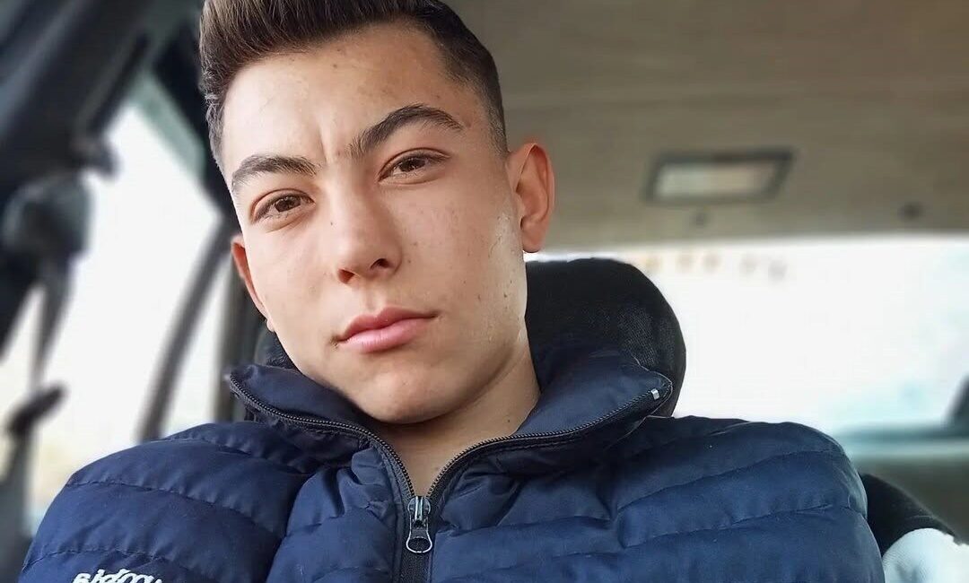 Manisa’nın Alaşehir ilçesinde, 18 yaşındaki Arda Çamtepe’nin yaşadığı trajik kaza