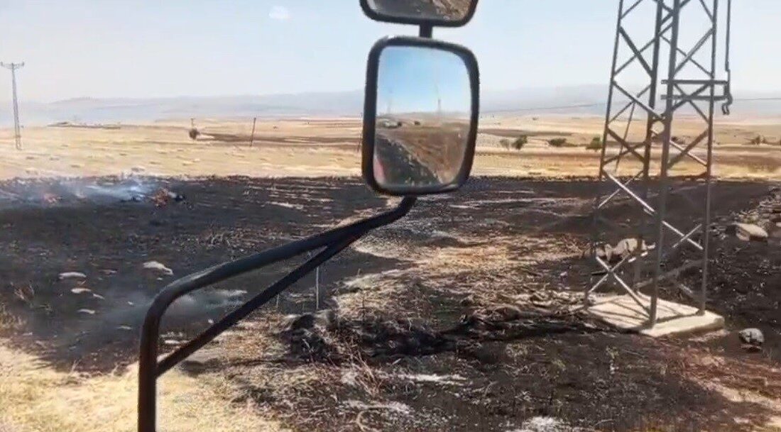 Tunceli’de, Bağsuyu köyünde çıkan yangın, köylülerin hızlı müdahalesiyle kontrol altına