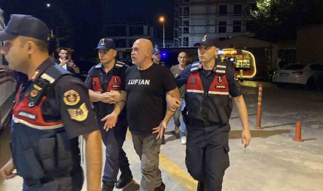 Bursa’nın İnegöl ilçesinde gerçekleştirilen uyuşturucu operasyonunda, ünlü yönetmen Ezel Akay