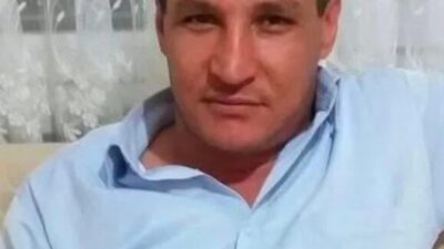 Denizli’de bir markette unuttuğu telefonunu geri almak için yol karşısına