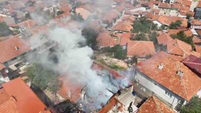 Uşak merkeze bağlı Elmalıdere Mahallesi Dördüncü Lamba Sokak’ta, S.B.’ye (70)