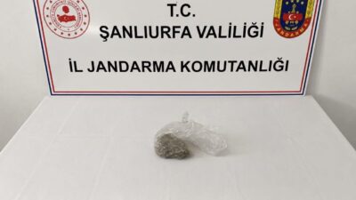 Şanlıurfa’nın Birecik ve Suruç ilçelerinde gerçekleştirilen operasyonlarda uyuşturucu madde, silah