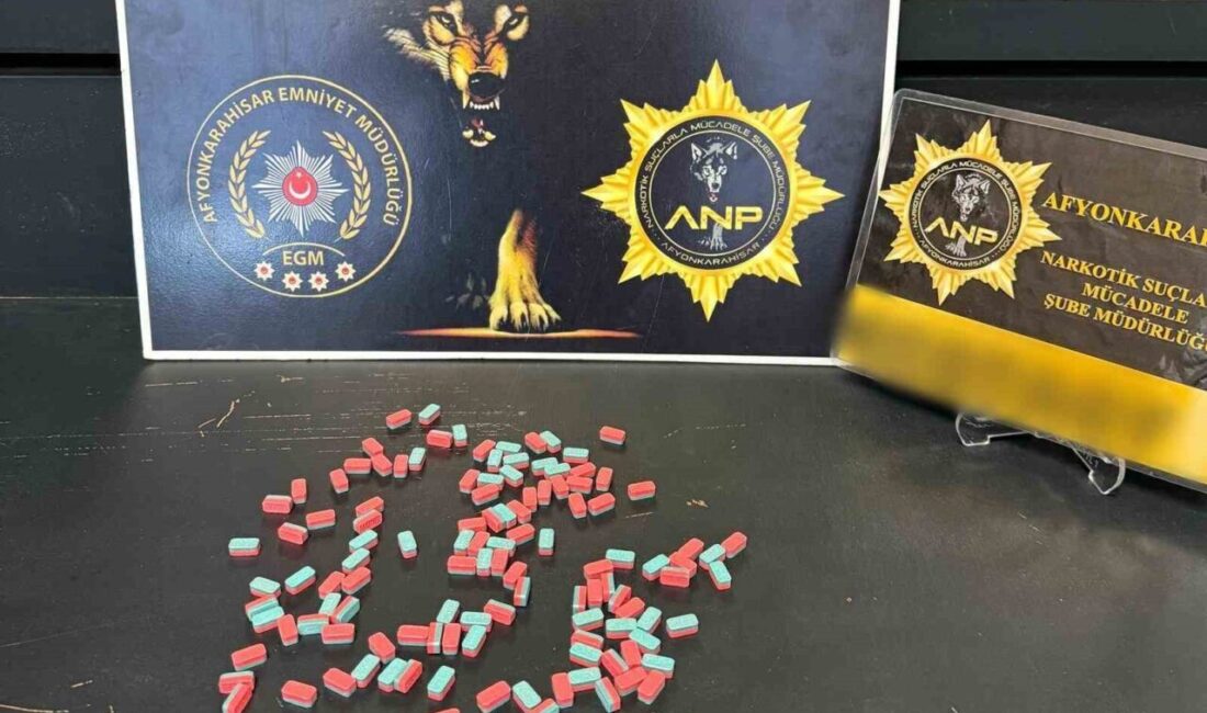 Afyonkarahisar’da, 121 adet uyuşturucu hap bulunduran bir kişi polis tarafından