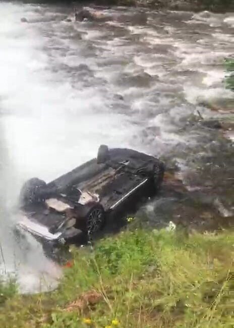 Uzungöl, Trabzon’un Çaykara ilçesine bağlı turizm merkezinde meydana gelen trafik
