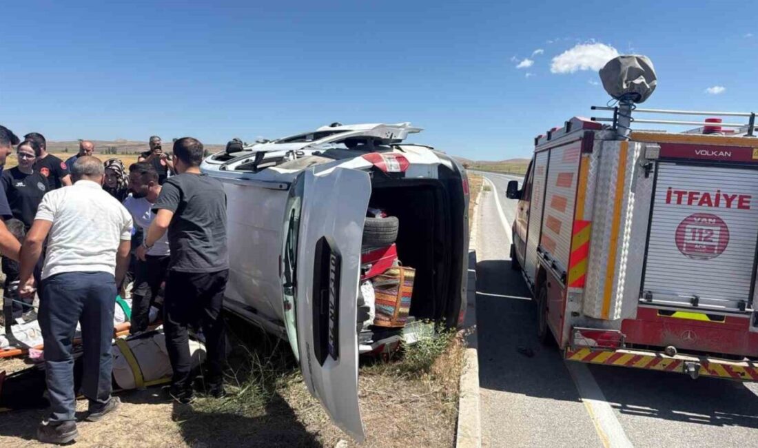Van’ın Tuşba ilçesinde meydana gelen trafik kazasında 8 kişi yaralandı.