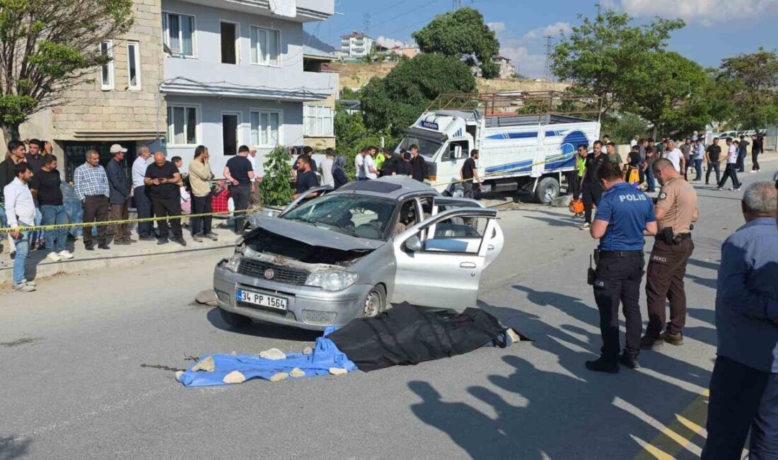 Van’ın Edremit ilçesinde, bir otomobil ile kamyonetin çarpışması sonucu bir
