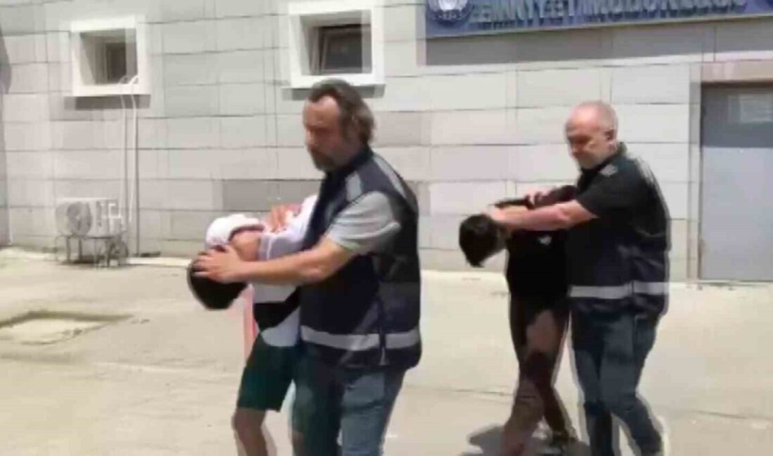 Samsun’un Çarşamba ilçesinde yaşayan bir çift, telefonla arayan iki dolandırıcı