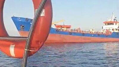 Yalova açıklarında meydana gelen olayda su tankeri gemisinin çarptığı tekne