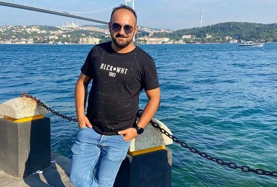 Yalova’nın Çınarcık ilçesinde meydana gelen bir trafik kazasında, iki motosikletin